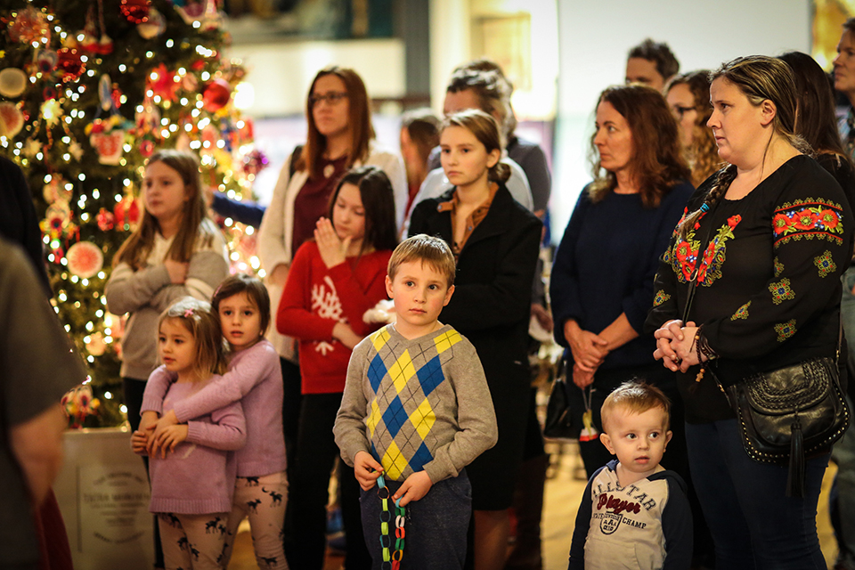 Christmas Ornaments Workshop & Bethlehem Peace Light Ceremony